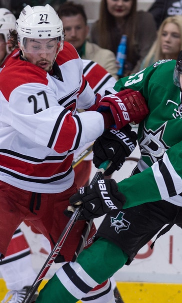 Strong start propels Stars over Canes, 4-1
